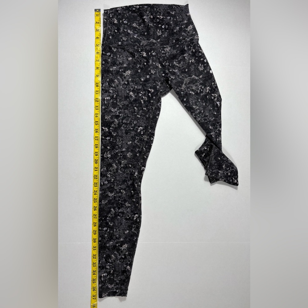 Lululemon Align Crop 21 Leggings-Size: 6-Colors: Multi-LW5BZ05-Preowned, VGC - Picture 9 of 9